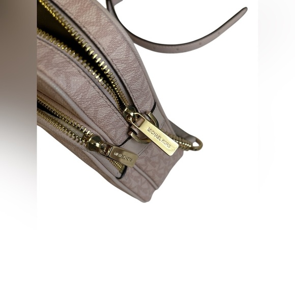 Michael Kors MK Signature Phone Crossbody Bag - Picture 4 of 5